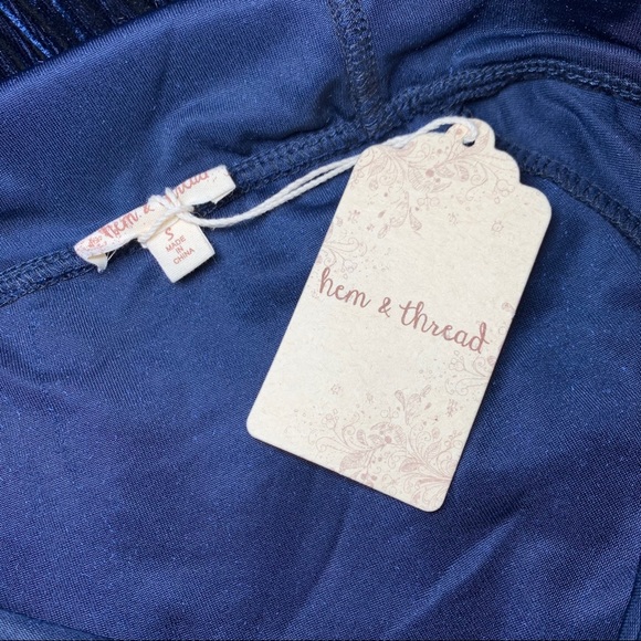 SEE NEW LISTING - NWT Velvet Embroidered Pullover Sweatshirt - Picture 9 of 9